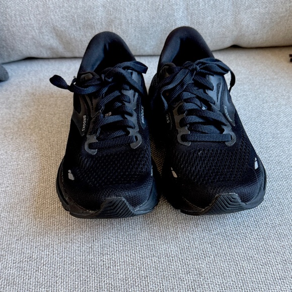 Brooks Adrenaline GTS23  Womens Black Size 6 - No box - See Comments-  FREE SHIP - Picture 10 of 15